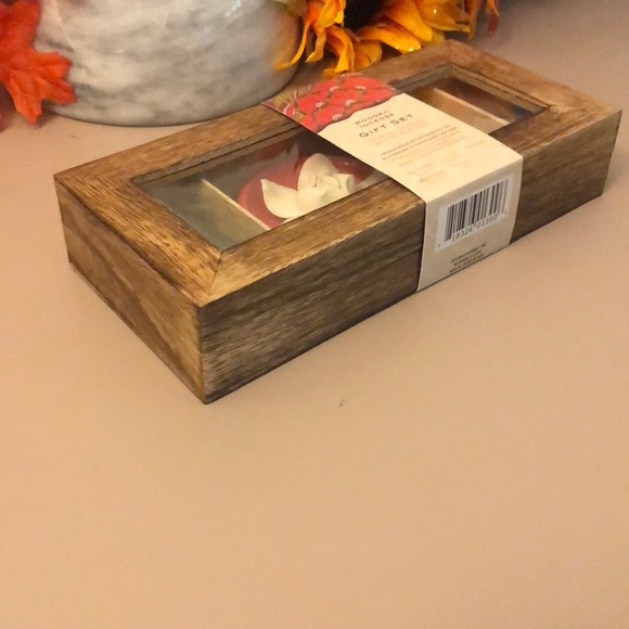 Incense Gift Set.. new in box as shown - Picture 3 of 4